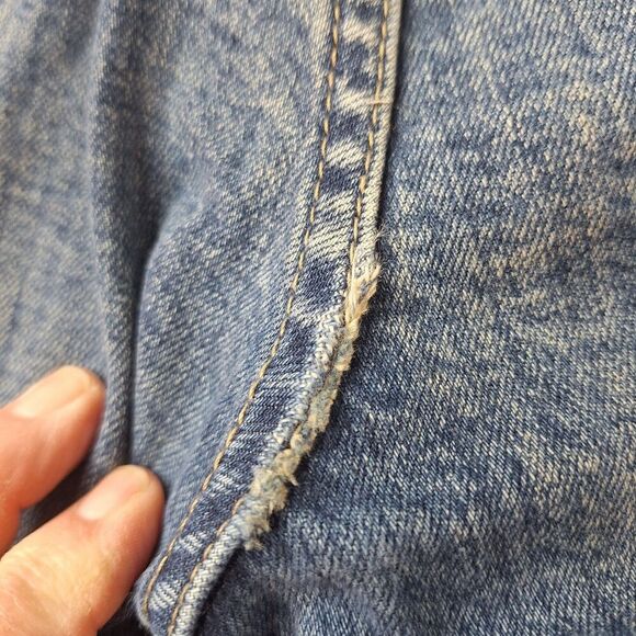 Maurices Womens Jr Size 15/16 Long Hipster Boot Stretch Distressed Medium Wash - Picture 13 of 16